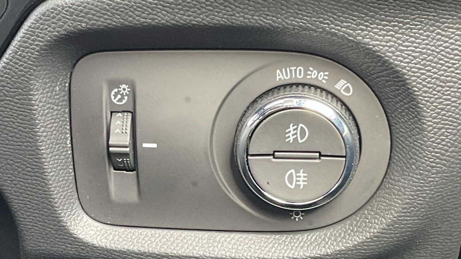 Used Vauxhall Corsa 2024 for sale - 75812917: Photo 30