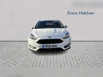 Used Ford Focus 2015 for sale - 77103143: Photo