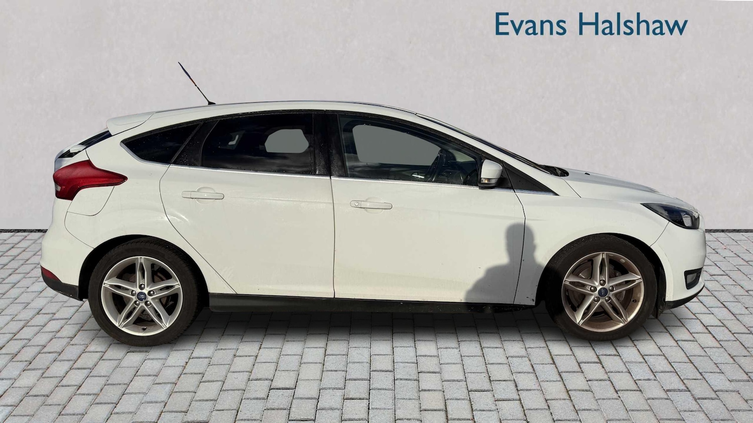 Used Ford Focus 2015 for sale - 77103143: Photo 3