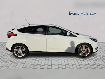 Used Ford Focus 2015 for sale - 77103143: Photo