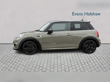 Used MINI Hatch 2019 for sale - 76475993: Photo