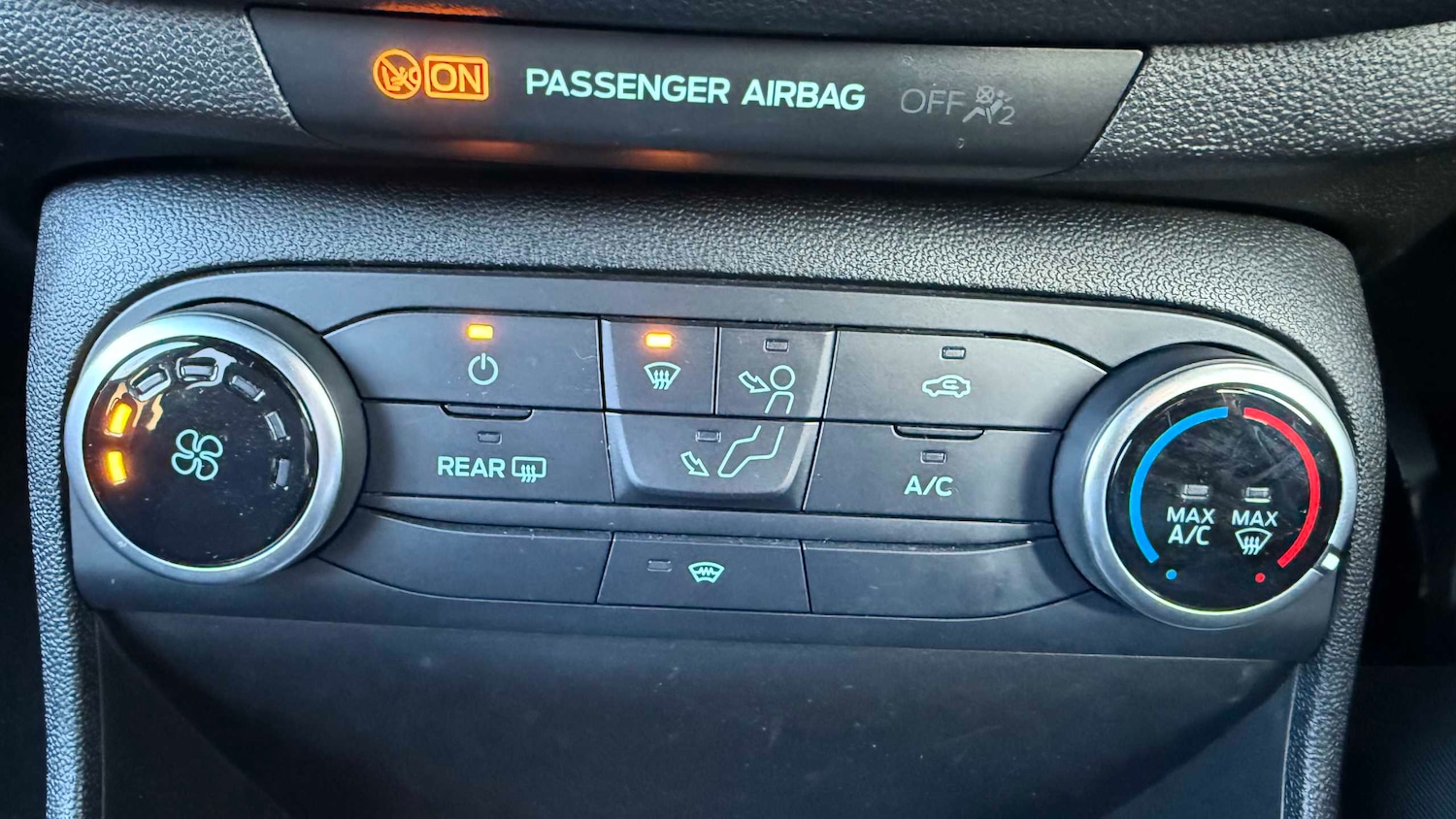 Used Ford Fiesta 2018 for sale - 77103123: Photo 17