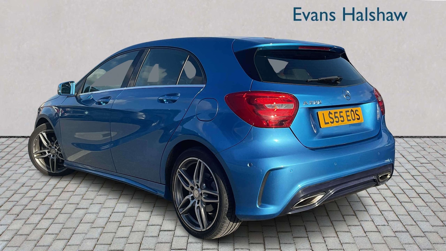 Used Mercedes-Benz A-Class 2015 for sale - 78077010: Photo 2