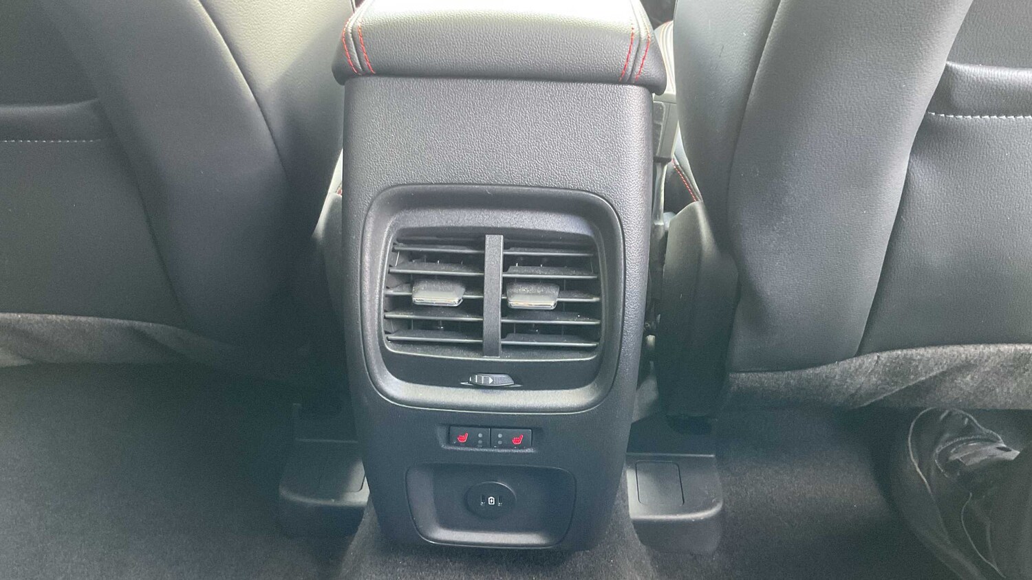 Used Ford Kuga 2023 for sale - 75845750: Photo 17