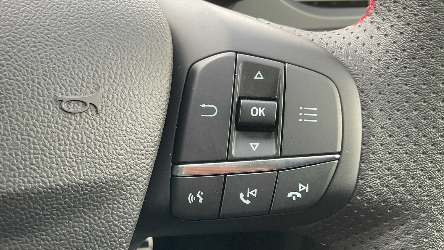 Used Ford Kuga 2023 for sale - 75845750: Photo 26