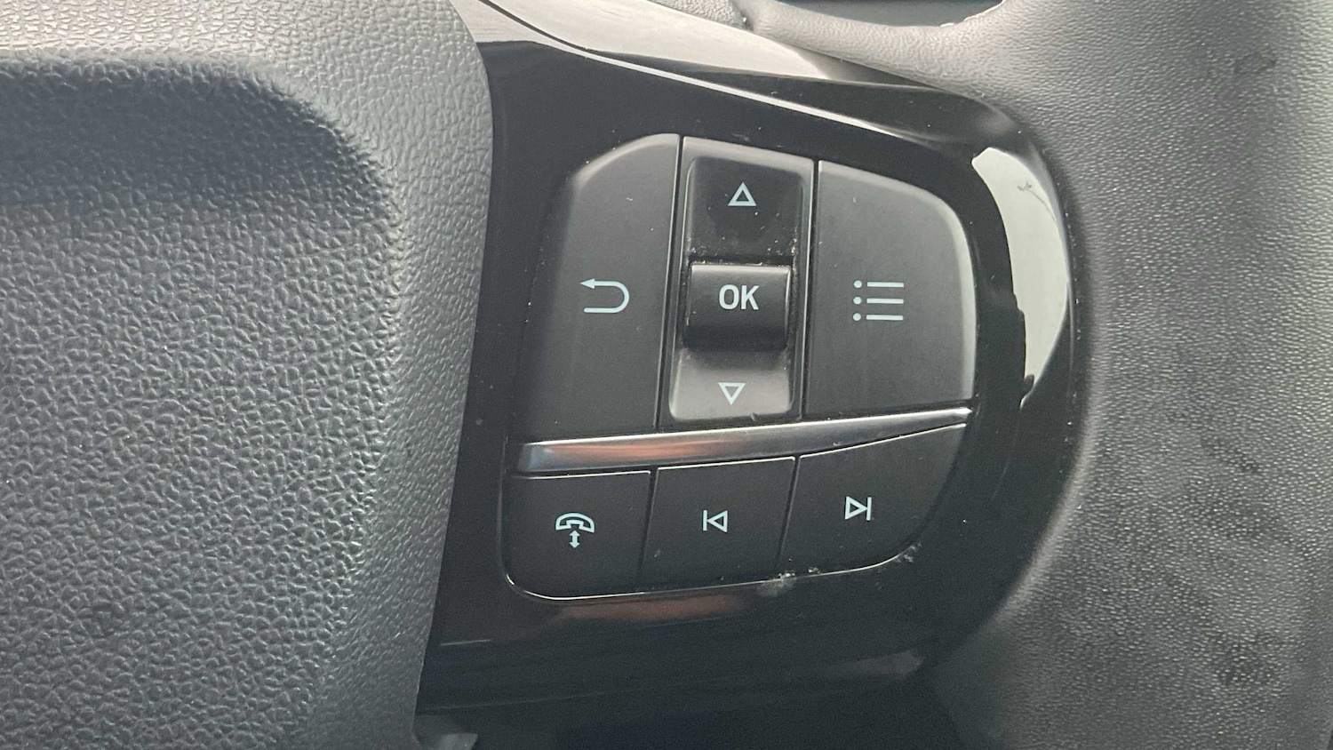 Used Ford Puma 2024 for sale - 76063487: Photo 26