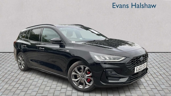 Used Ford Focus 2022 for sale - 76125906: Photo 1