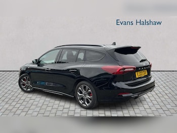 Used Ford Focus 2022 for sale - 76125906: Photo 2