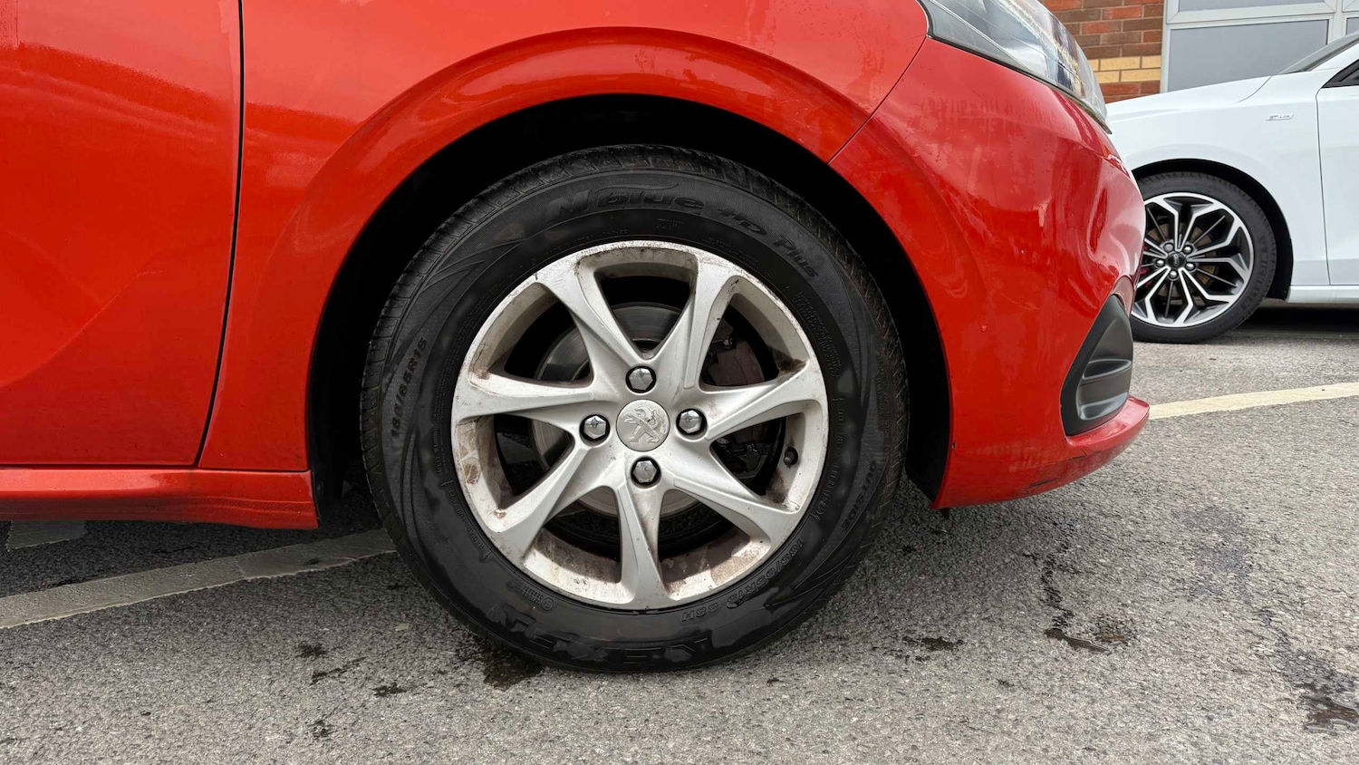 Used Peugeot 208 2015 for sale - 77373693: Photo 6