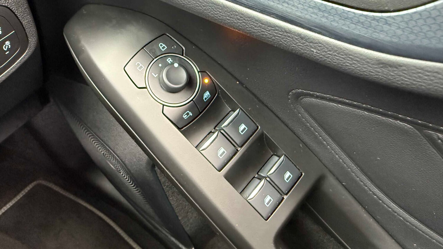 Used Ford Focus 2023 for sale - 77316459: Photo 8