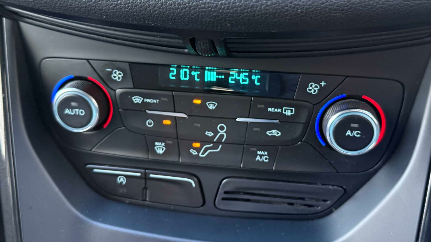 Used Ford Kuga 2017 for sale - 78089643: Photo 13