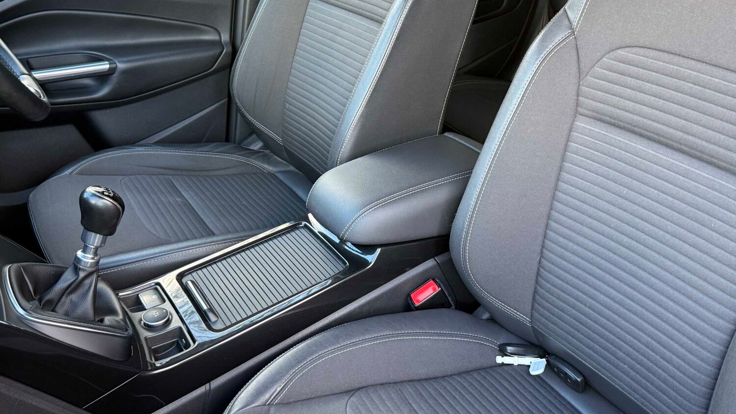 Used Ford Kuga 2017 for sale - 78089643: Photo 16