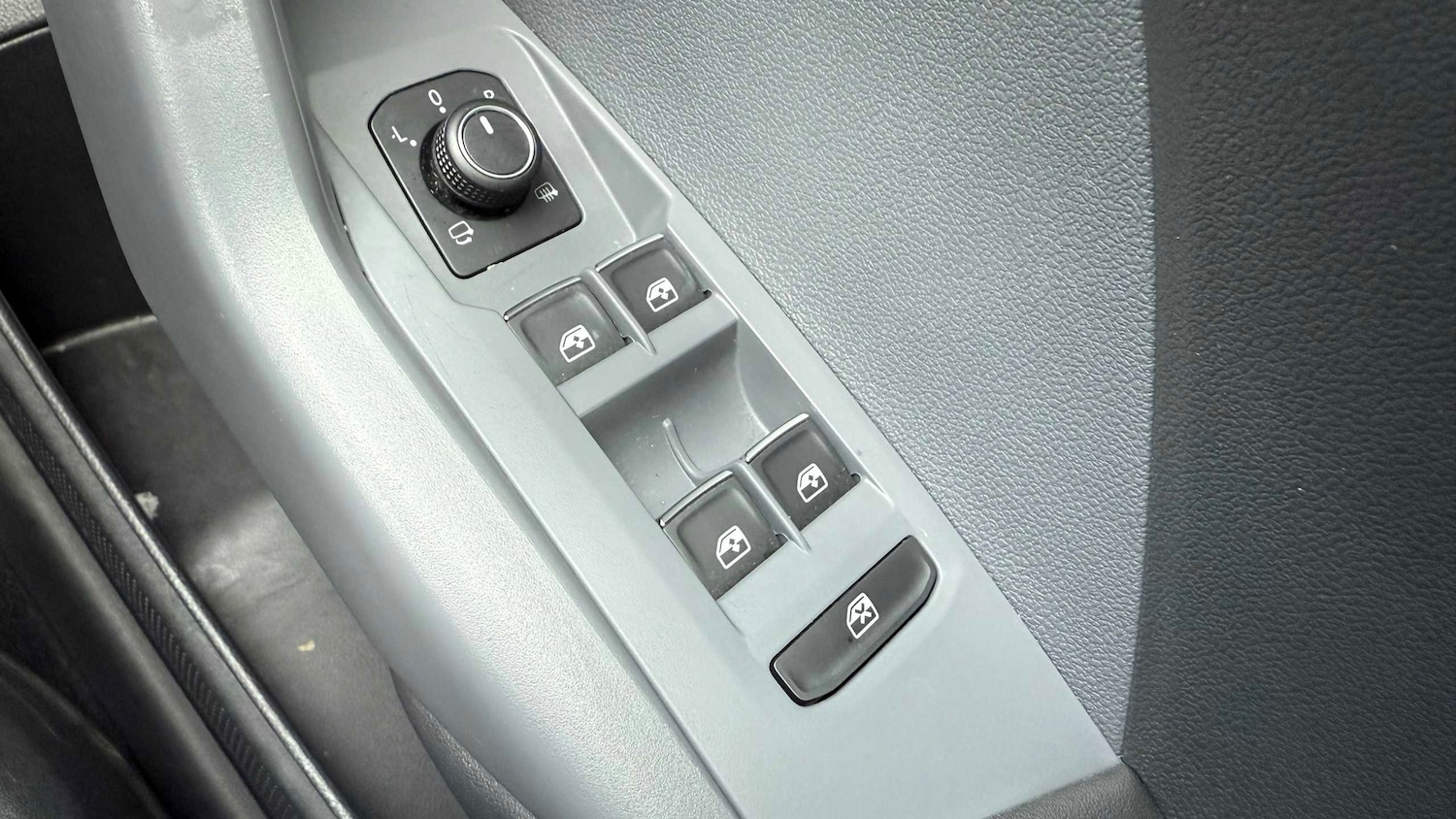 Used Volkswagen T-Cross 2019 for sale - 77282014: Photo 8