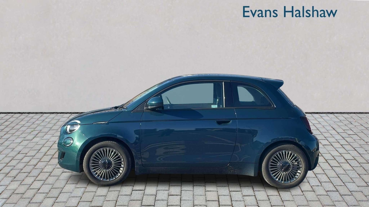 Used Fiat 500 2023 for sale - 77772320: Photo 4