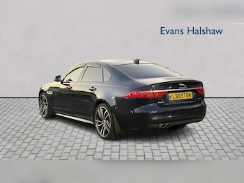 Used Jaguar XF 2017 for sale - 76624465: Photo