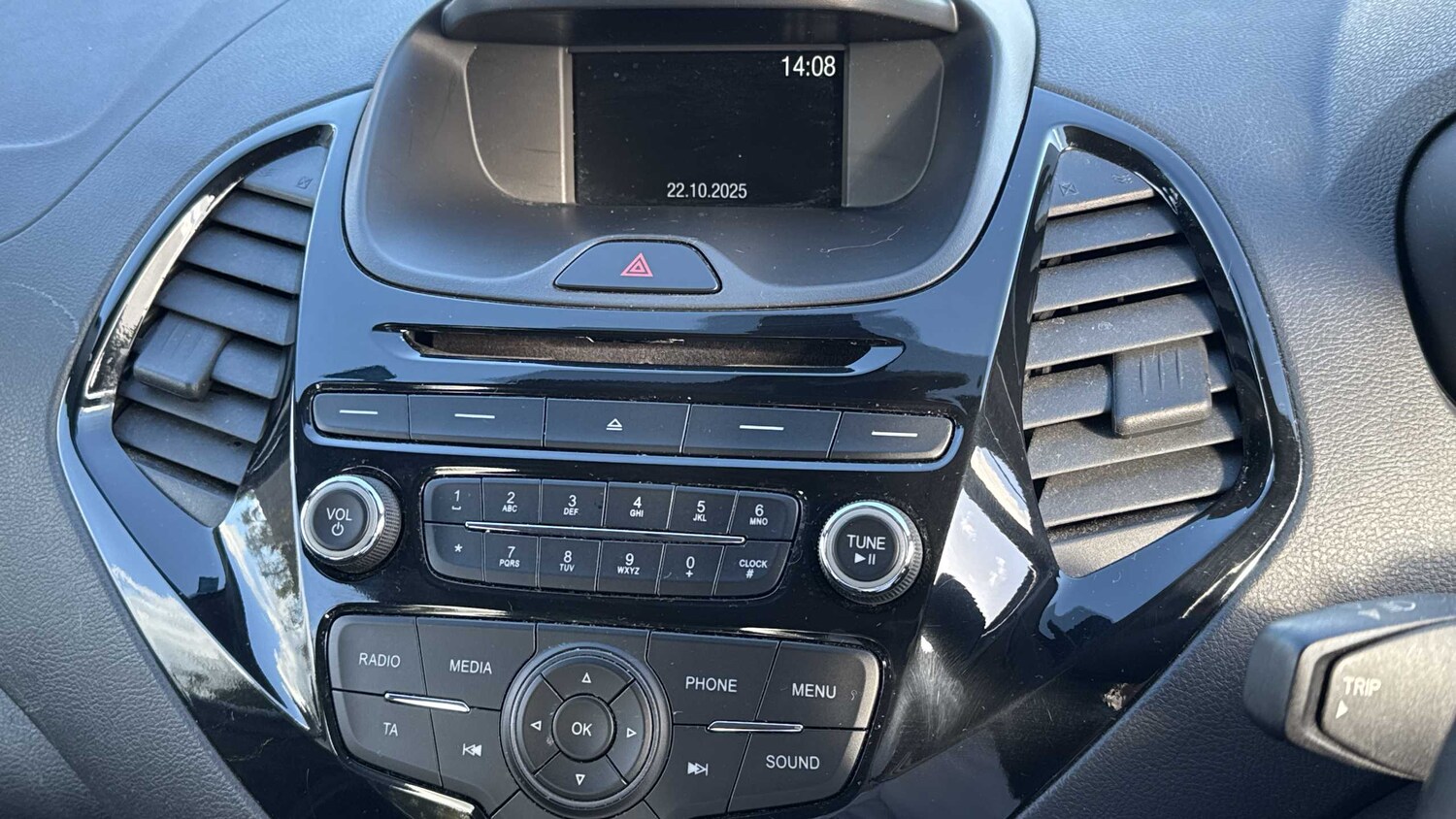 Used Ford Ka+ 2018 for sale - 75903339: Photo 18