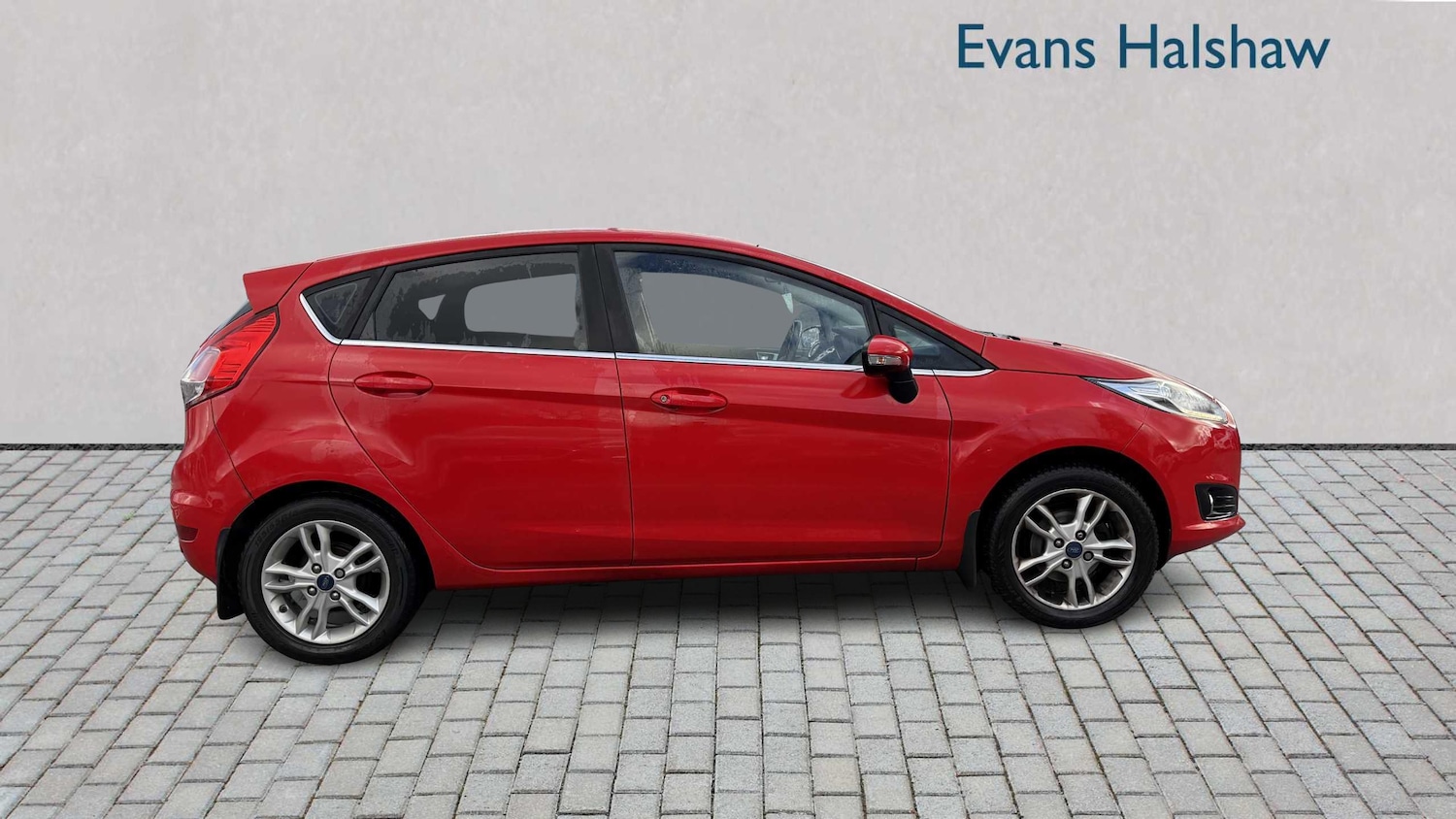 Used Ford Fiesta 2017 for sale - 76575980: Photo 3