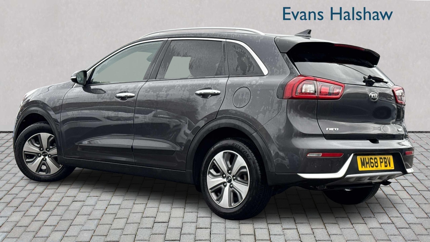 Used Kia Niro 2019 for sale - 76967816: Photo 2