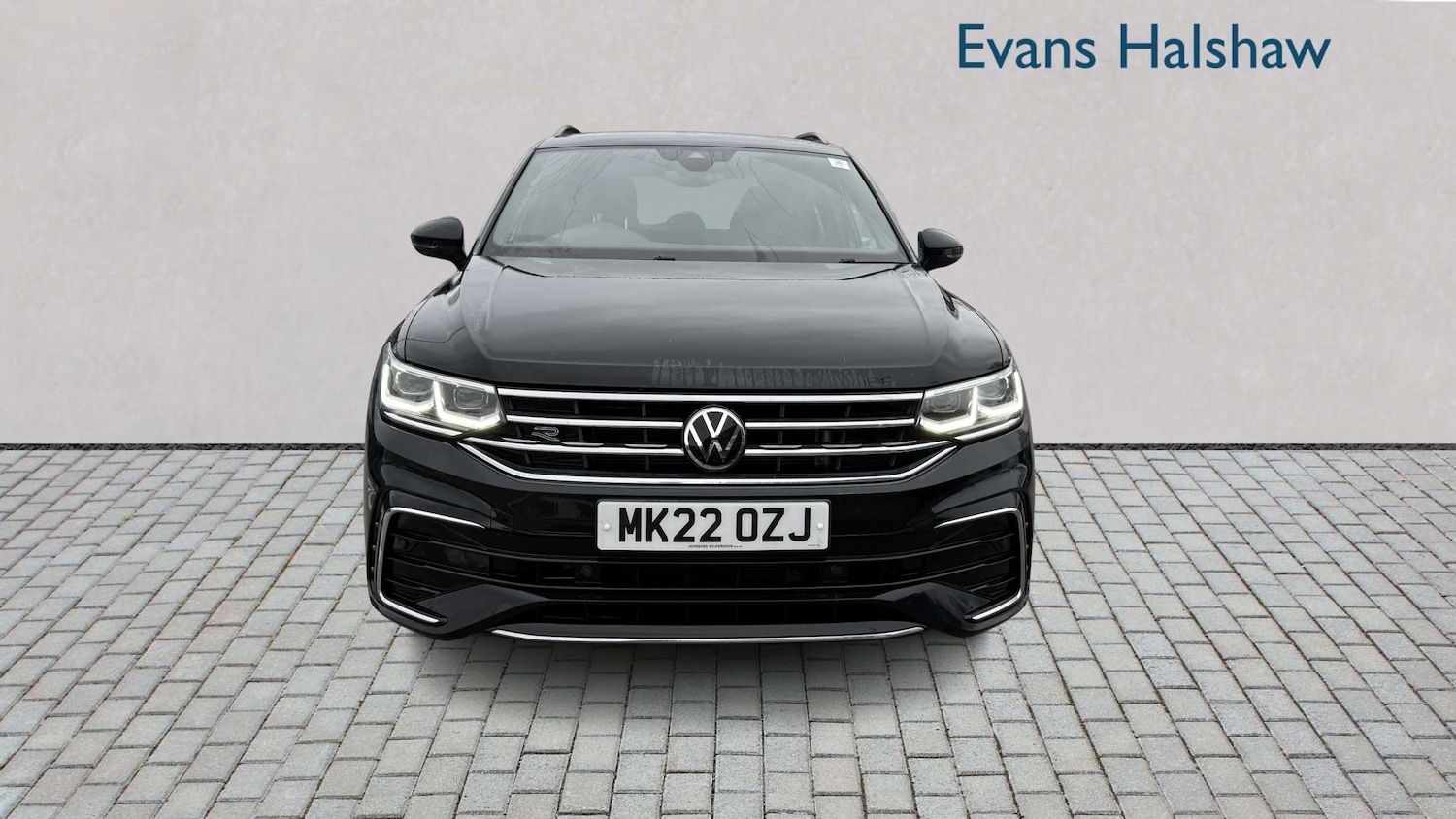 Used Volkswagen Tiguan for sale - 77861729: Photo 2
