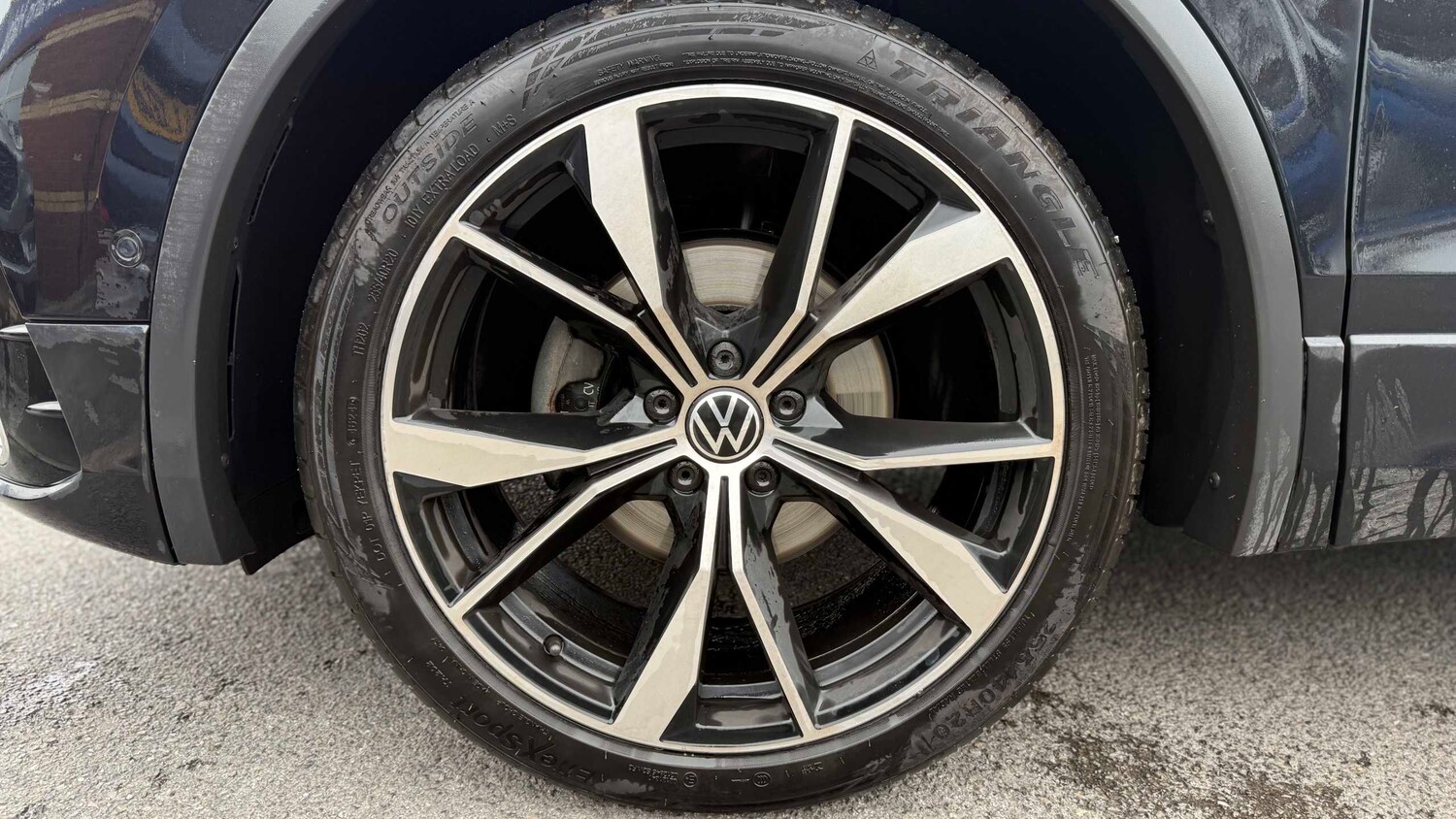 Used Volkswagen Tiguan for sale - 77861729: Photo 6