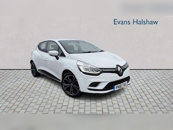Used Renault Clio 2018 for sale - 77698714: Photo