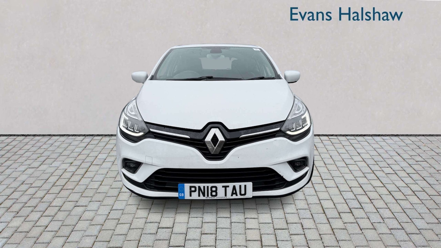 Used Renault Clio 2018 for sale - 77698714: Photo 2