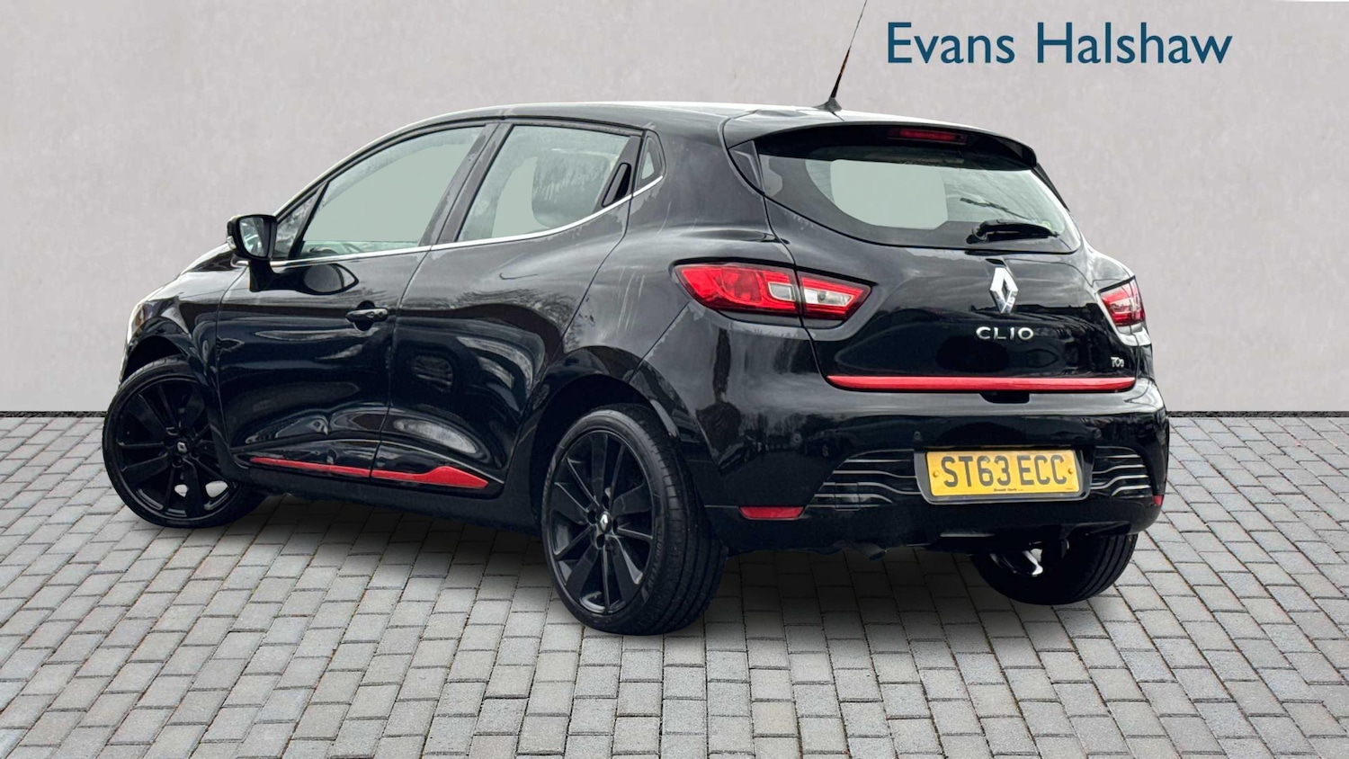 Used Renault Clio 2013 for sale - 76553156: Photo 2