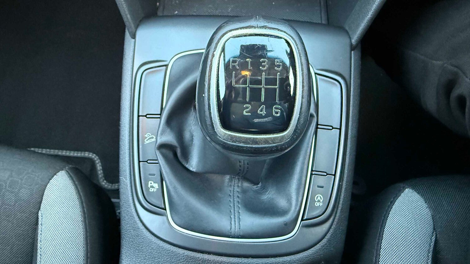 Used Hyundai KONA 2018 for sale - 76460334: Photo 16