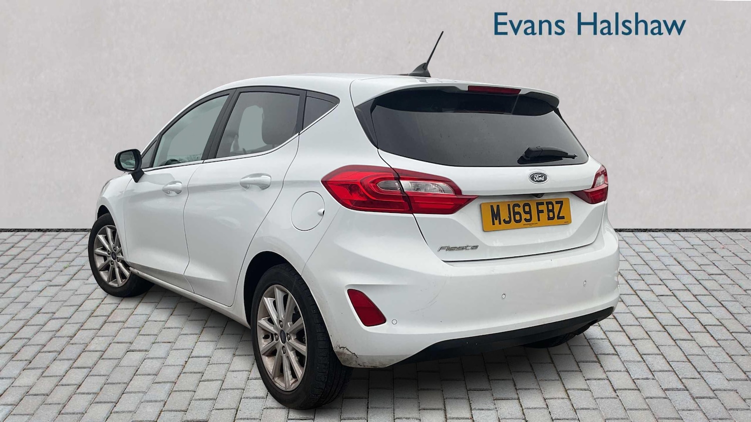 Used Ford Fiesta 2019 for sale - 77347951: Photo 2