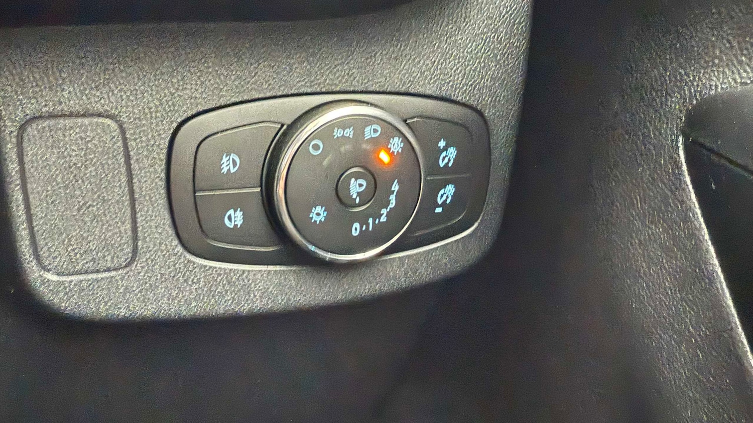 Used Ford Puma 2023 for sale - 76373750: Photo 12