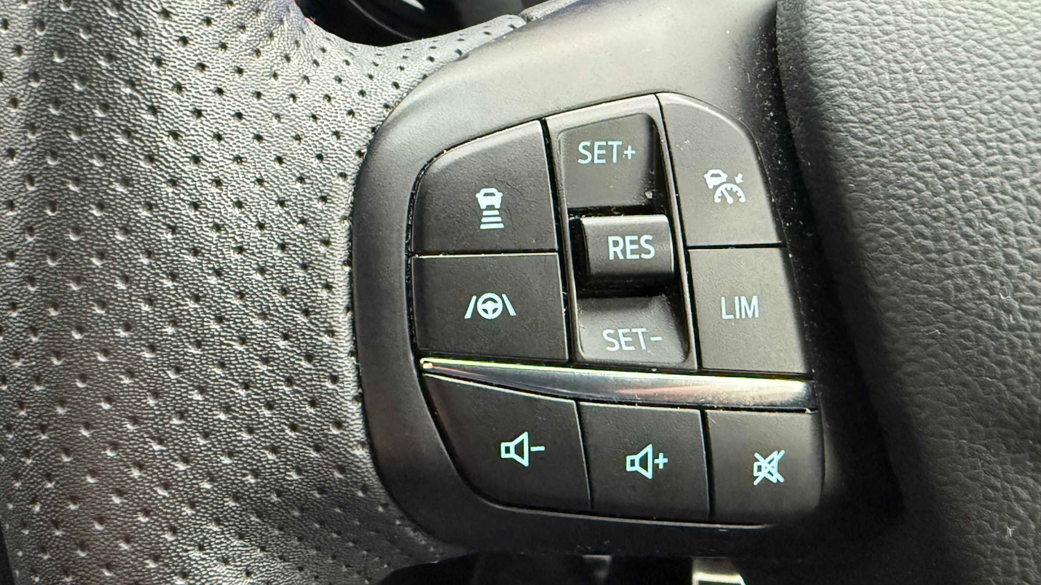 Used Ford Kuga 2022 for sale - 76362524: Photo 13