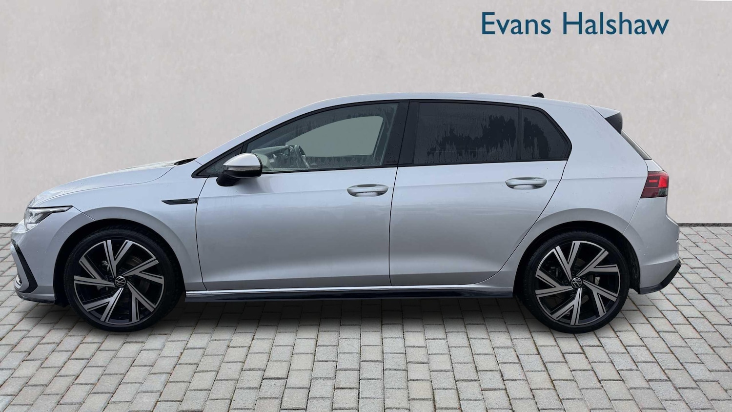 Used Volkswagen Golf 2024 for sale - 77316452: Photo 3