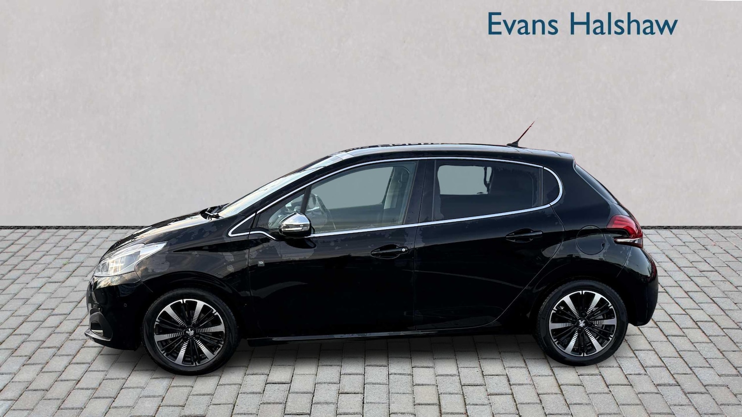 Used Peugeot 208 2019 for sale - 76789455: Photo 6