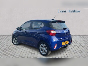 Used Hyundai i10 2023 for sale - 76087980: Photo 2