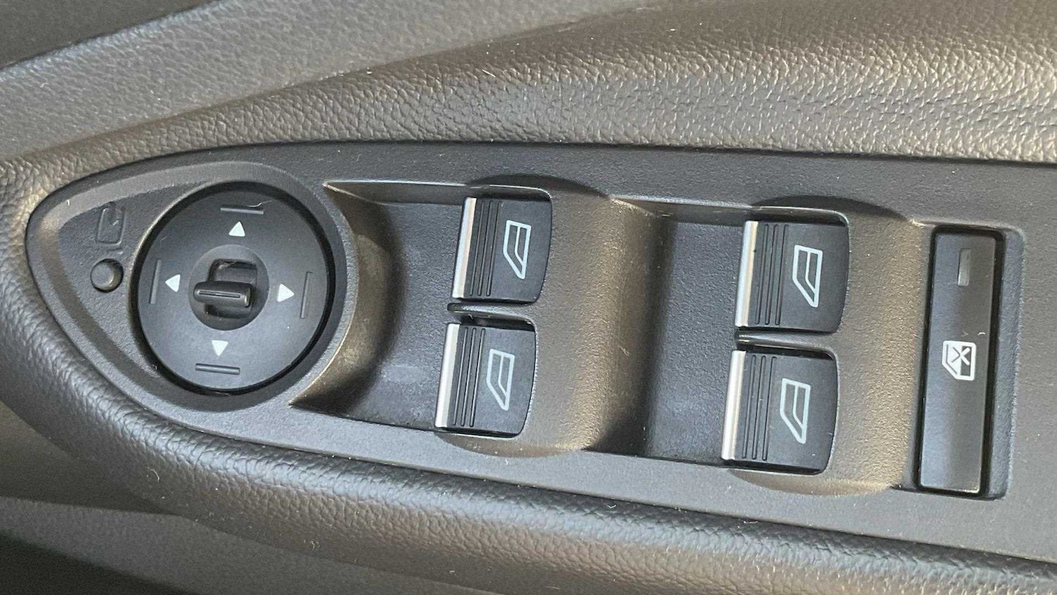 Vehicle 33