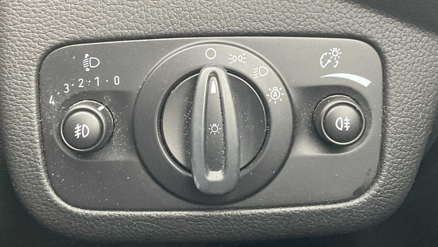 Used Ford Kuga 2019 for sale - 76045163: Photo 32