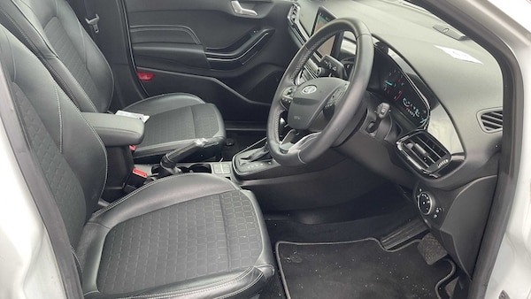 Used Ford Fiesta 2018 for sale - 76192042: Photo 3