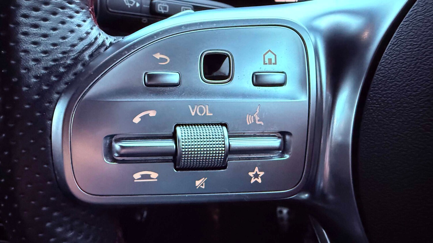 Used Mercedes-Benz A-Class 2019 for sale - 76460188: Photo 12