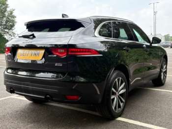 Used Jaguar F-Pace 2017 for sale - 74929599: Photo