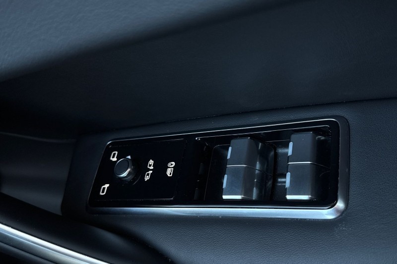 Used Jaguar F-Pace 2024 for sale - 77148028: Photo 23