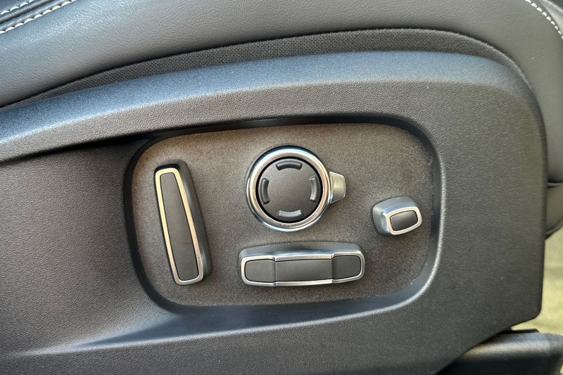 Used Jaguar F-Pace 2024 for sale - 77148028: Photo 24