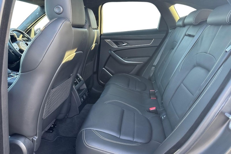 Used Jaguar F-Pace 2024 for sale - 77148028: Photo 4