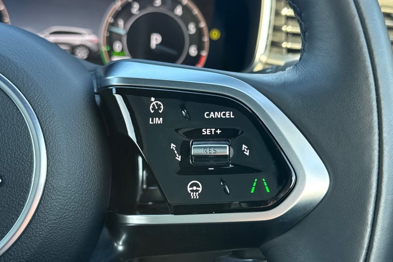 Used Jaguar F-Pace 2024 for sale - 77148028: Photo 75