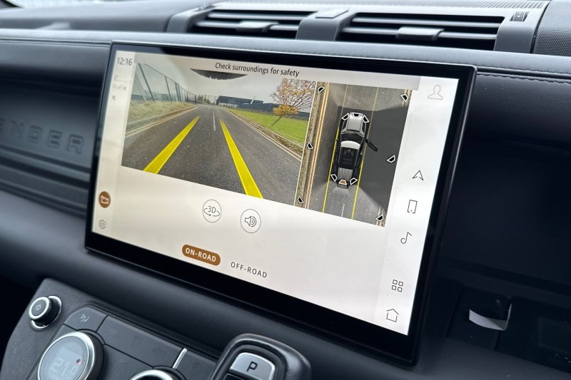 Used Land Rover Defender 2022 for sale - 76984312: Photo 11