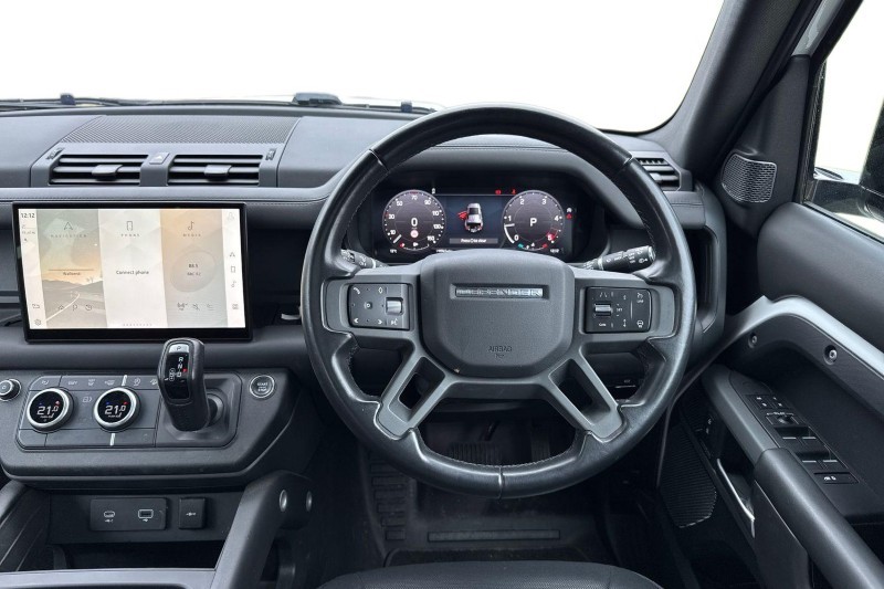 Used Land Rover Defender 2022 for sale - 76984312: Photo 14