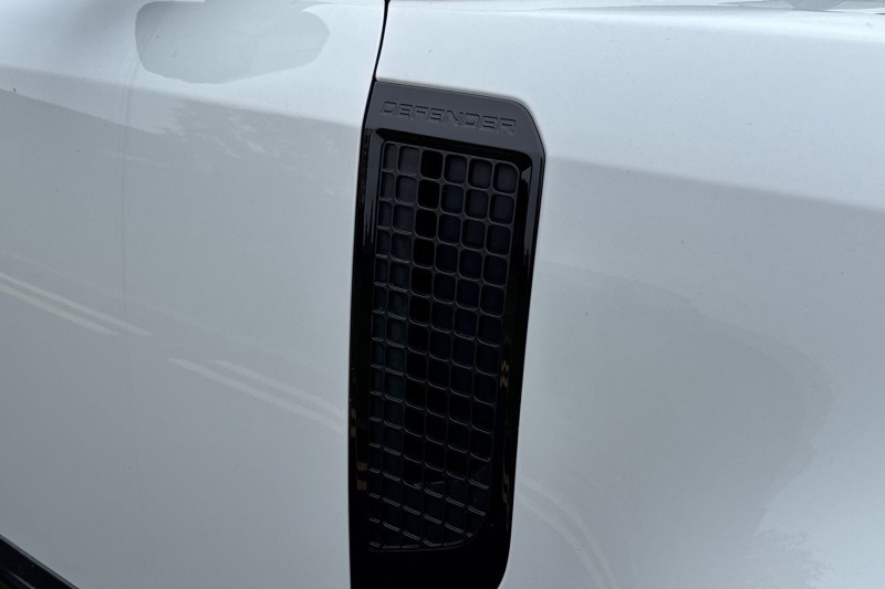 Used Land Rover Defender 2022 for sale - 76984312: Photo 19