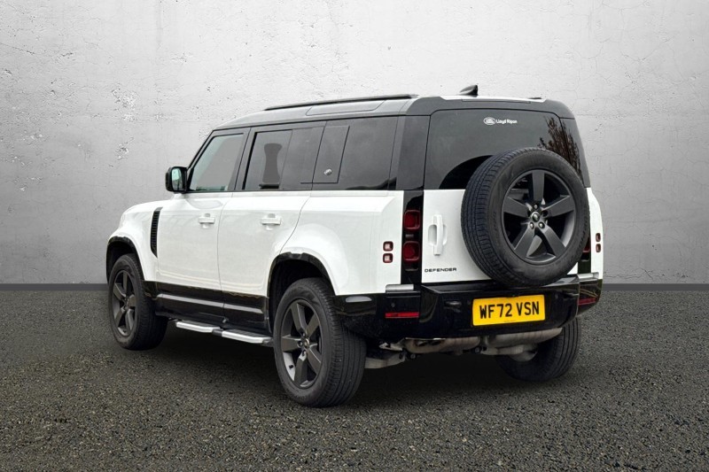 Used Land Rover Defender 2022 for sale - 76984312: Photo 2