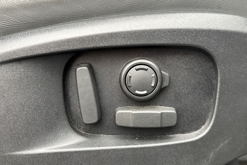 Used Land Rover Defender 2022 for sale - 76984312: Photo 22