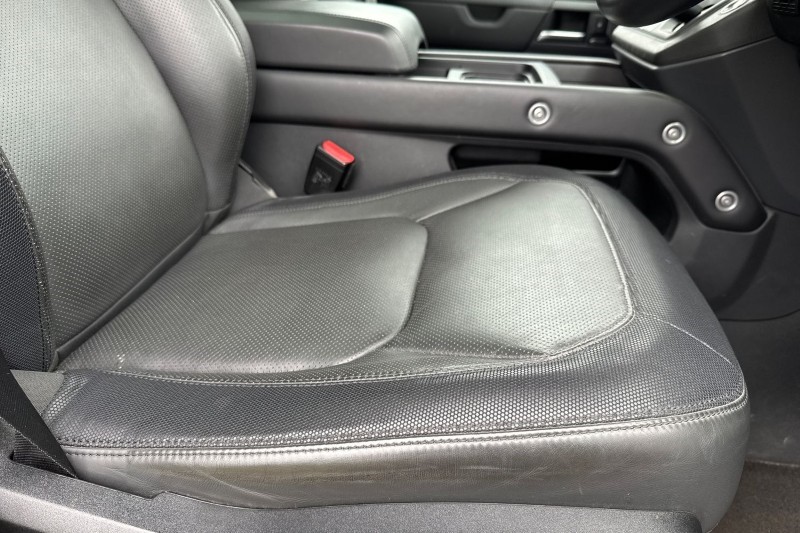 Used Land Rover Defender 2022 for sale - 76984312: Photo 23