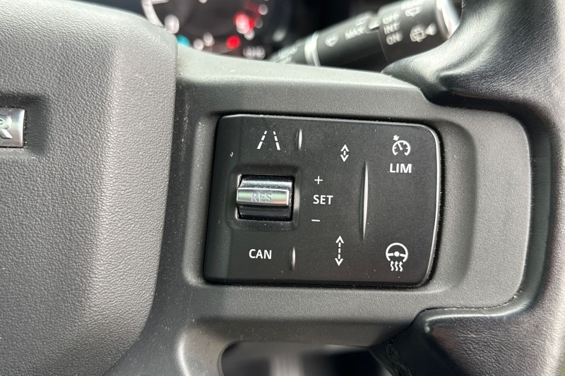 Used Land Rover Defender 2022 for sale - 76984312: Photo 26